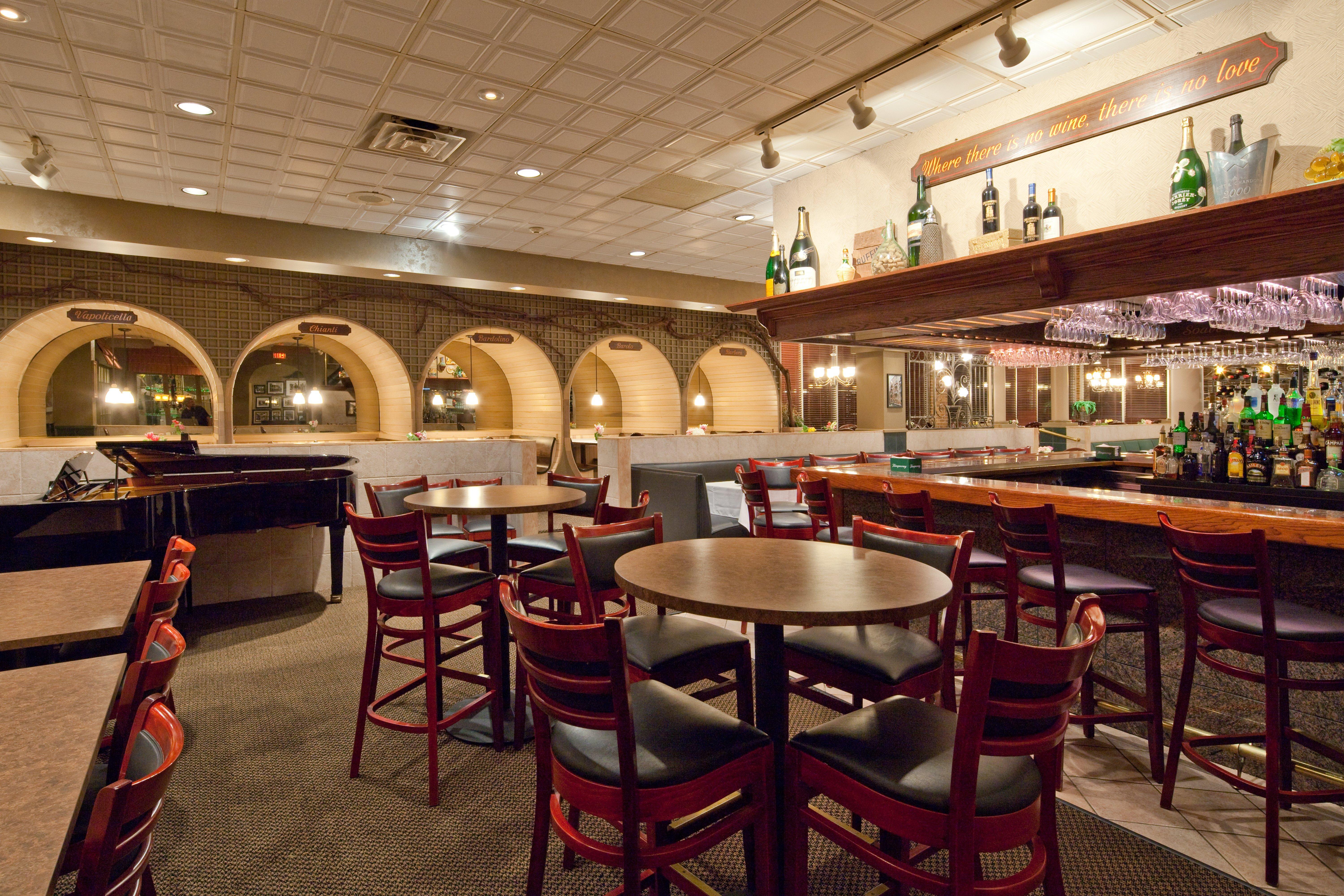 Holiday Inn Cleveland-Mayfield By Ihg Exterior foto