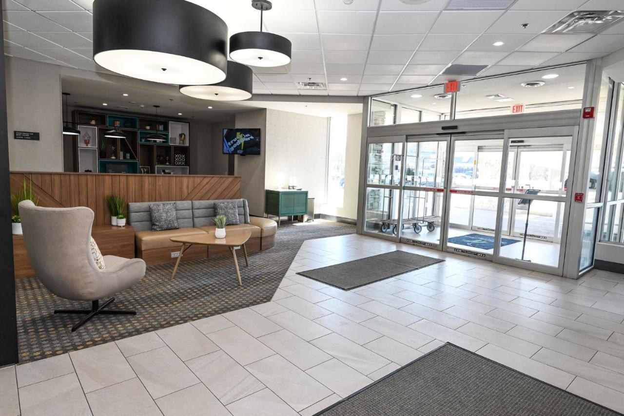 Holiday Inn Cleveland-Mayfield By Ihg Exterior foto