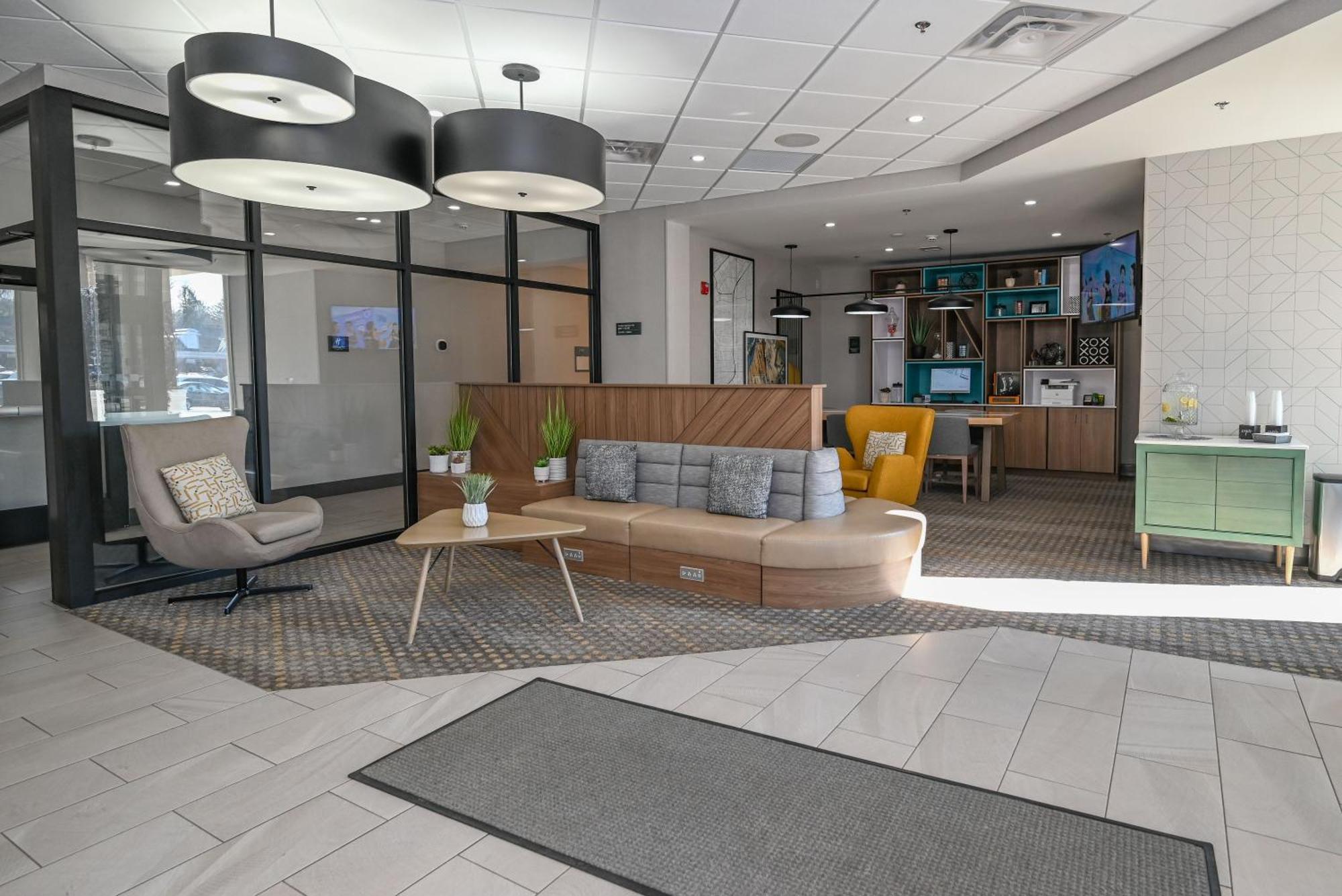 Holiday Inn Cleveland-Mayfield By Ihg Exterior foto