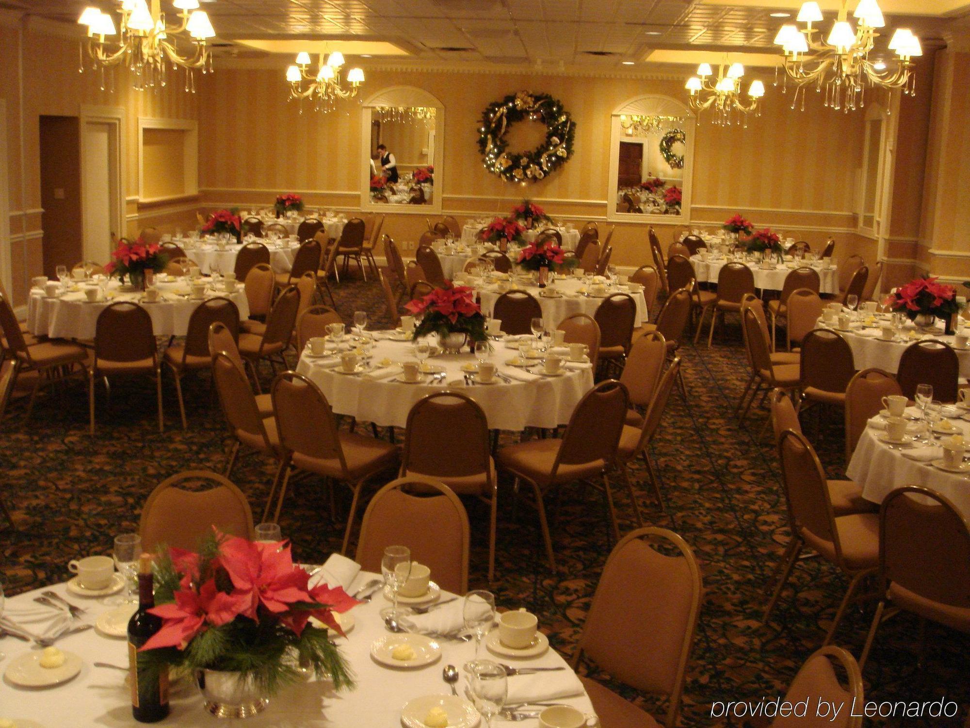 Holiday Inn Cleveland-Mayfield By Ihg Restaurante foto